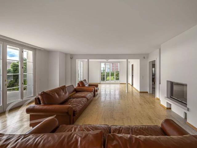 Haus kaufen in Mont-sur-Rolle, Waadt