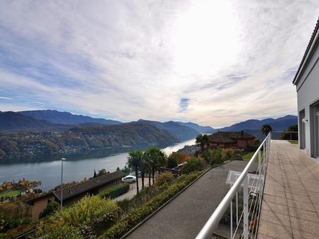 Haus kaufen in Vernate, Tessin