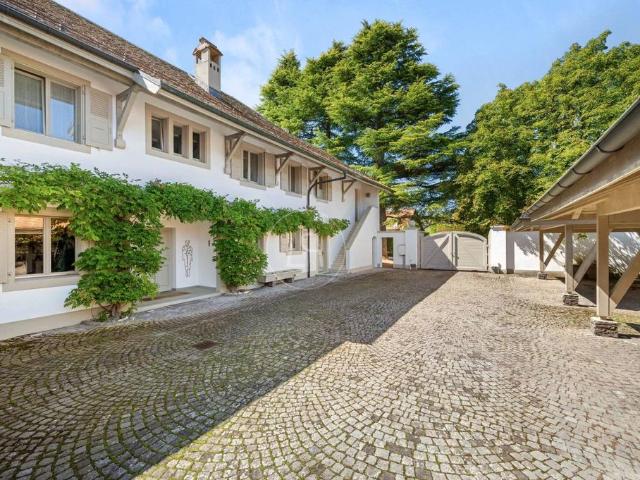 Zweifamilienhaus kaufen in Crans-près-Céligny, Waadt