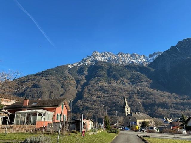 Attikawohnung kaufen in Evionnaz, Wallis
