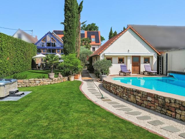 Villa kaufen in Erpolzheim, Rheinland-Pfalz