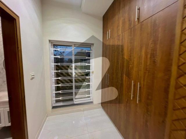 House for sale in Faisalabad, Islamabad Capital Territory