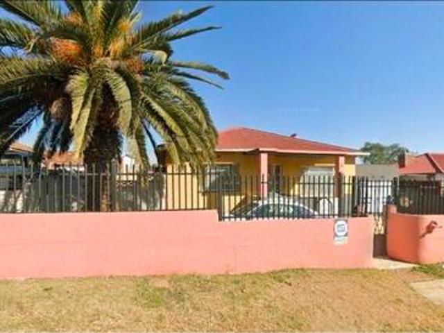 House for sale in Vosloorus, Gauteng