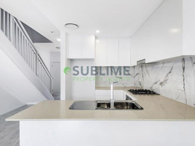 Townhouse for rent in Sydney, New South Wales