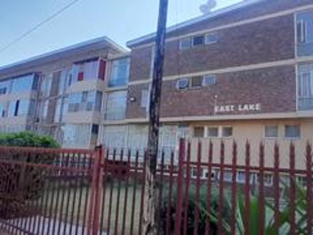 Apartment for sale in Nooitgedacht, Gauteng