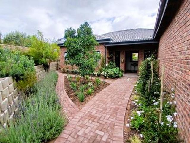 House for sale in Groot Brak Rivier, Western Cape