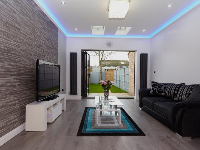 House for rent in London Borough of Merton, Mitcham