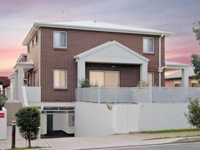 Townhouse for sale in Sydney, New South Wales