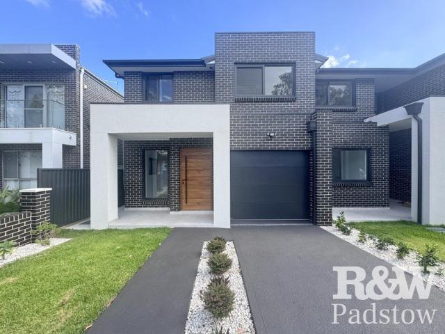 Duplex for rent in Panania, Sydney