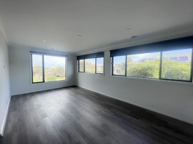 House for rent in Wyndham Harbour, Melbourne
