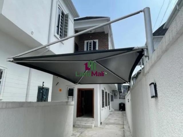 Property for sale in Victoria Island, Itirin