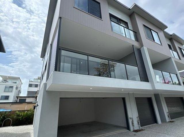 Land for rent in Southport, Gold Coast City