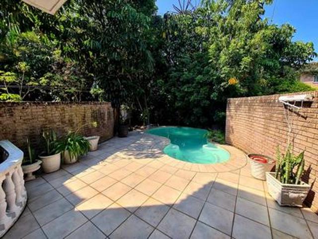 Townhouse for sale in Seaview, Kwazulu-natal