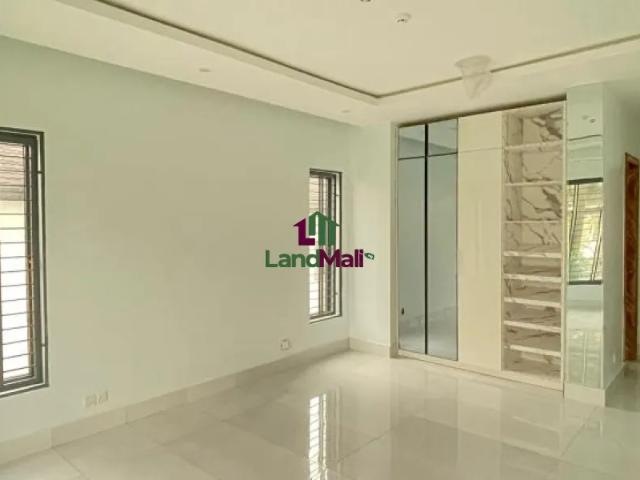 Property for sale in Eti Osa, Abuja