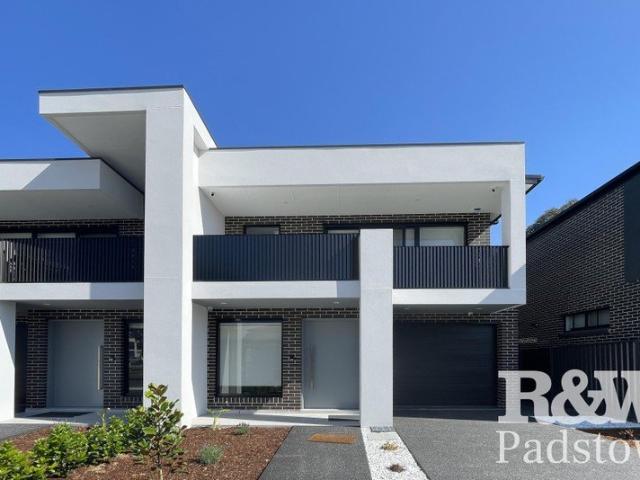 Duplex for rent in Sydney, New South Wales