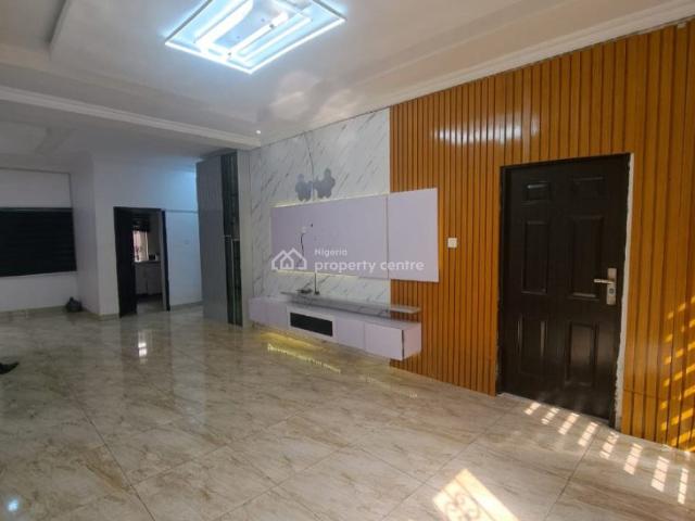 Flat for rent in Eti Osa, Lagos