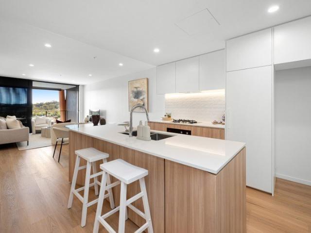 Apartment for sale in Indooroopilly, Greater Brisbane