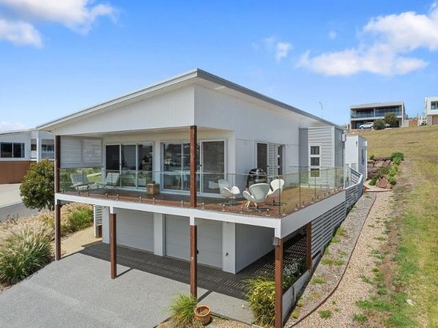 House for sale in San Remo, Victoria