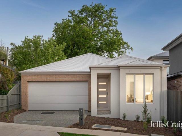 Townhouse for sale in Kilsyth, Melbourne