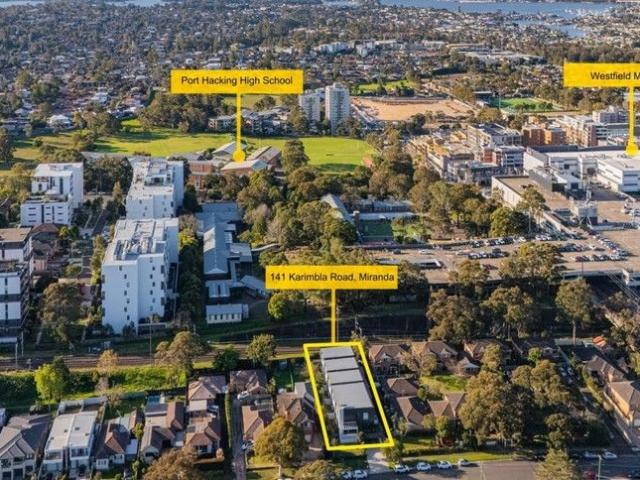 Townhouse for sale in Sutherland, New South Wales