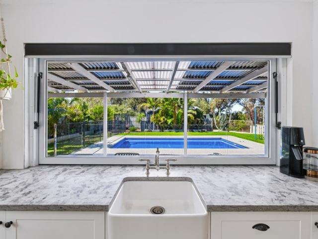 House for rent in Peppermint Grove Beach, Western Australia
