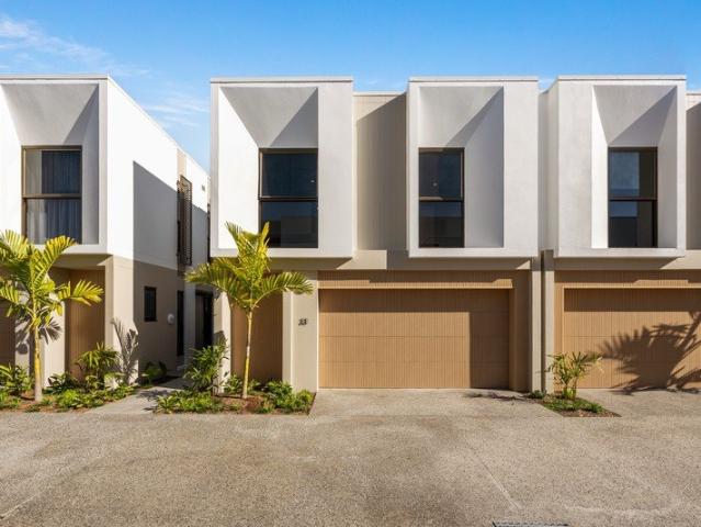 Townhouse for rent in Fernbrook, Queensland