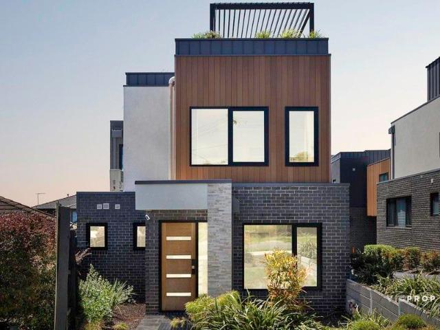 Townhouse for sale in Camerons Creek, Victoria