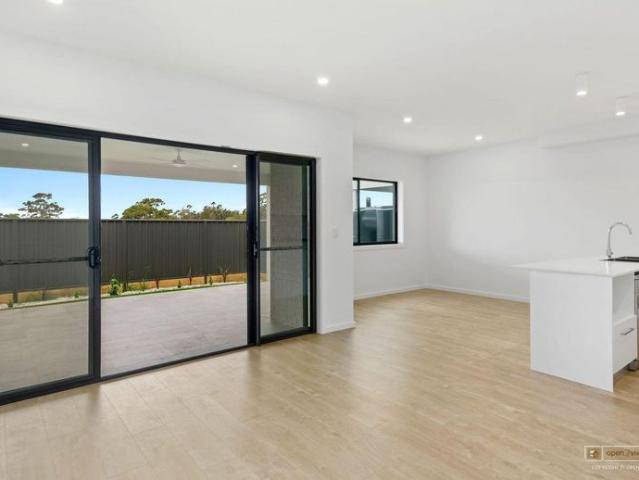 House for rent in Wollongong West, New South Wales