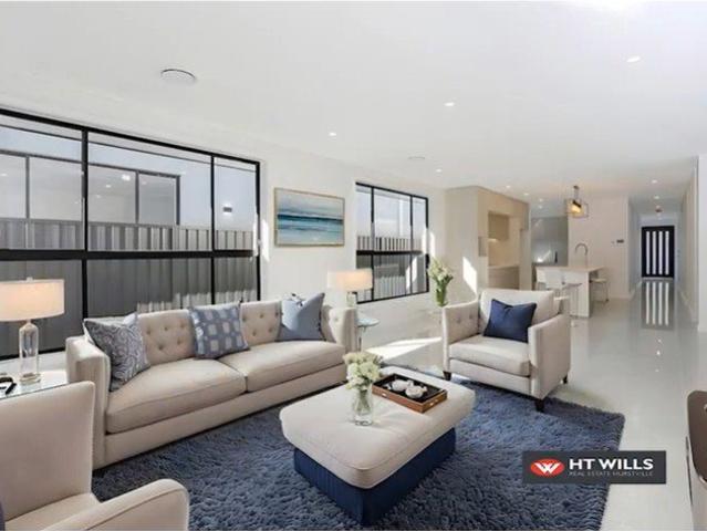 Cottage for sale in Sydney, New South Wales