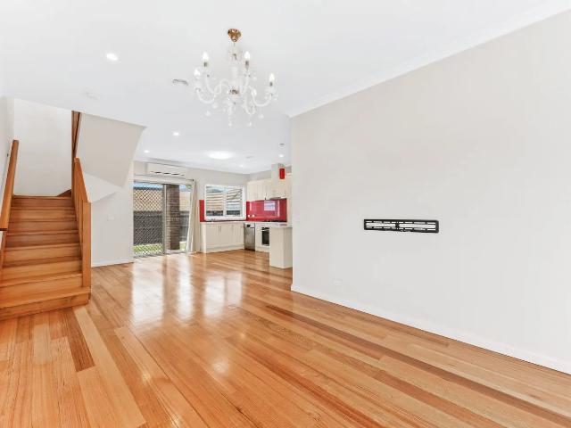 Townhouse for rent in Carrum, Melbourne