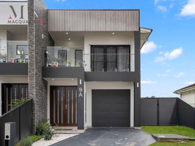 House for sale in Lurnea