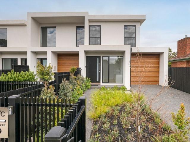 Townhouse for rent in Camerons Creek, Victoria