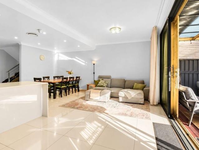 Townhouse for rent in Condell Park, Sydney