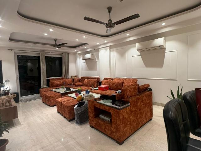 Flat for rent in Hariana