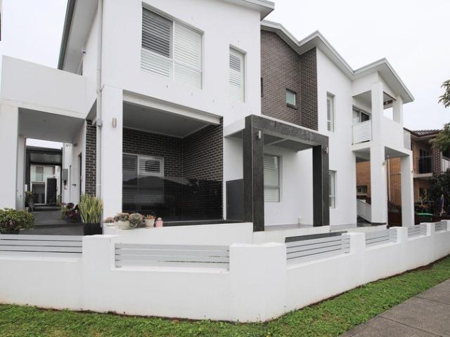 House for rent in Potts Hill, Sydney