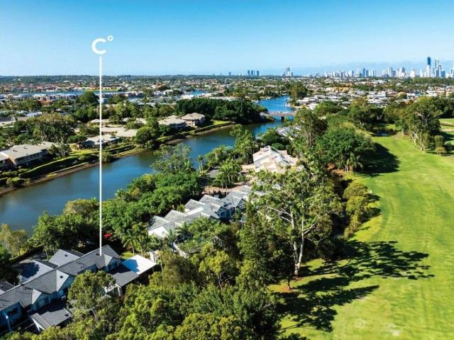 Villa for sale in Fernbrook, Queensland