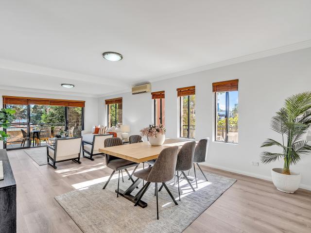 Apartment for sale in Point Frederick, New South Wales