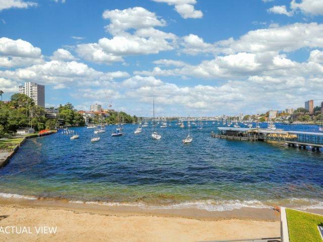 Apartment for rent in Lower North Shore, Sydney