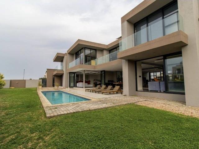House for sale in Eikenhof