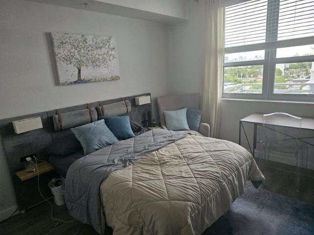 Room for rent in Hallandale, Florida