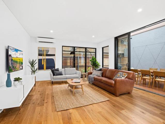 Townhouse for rent in Sawtell, New South Wales