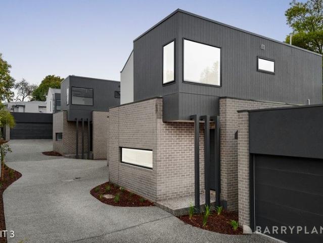 Townhouse for sale in Camerons Creek, Victoria