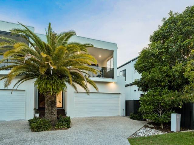 Duplex for sale in Fernbrook, Queensland