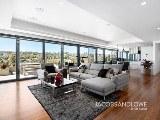 Apartment for sale in Mornington, Melbourne