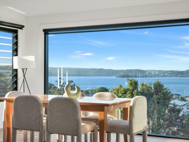 House for sale in Saratoga, Gosford