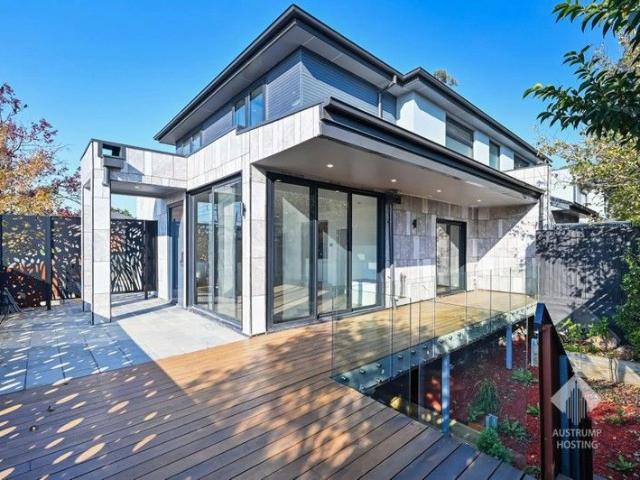 Townhouse for sale in Camerons Creek, Victoria