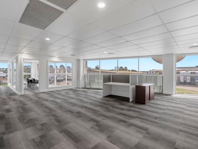 Office for rent in Toombul, Queensland