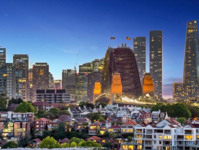Apartment for sale in Lower North Shore, Sydney