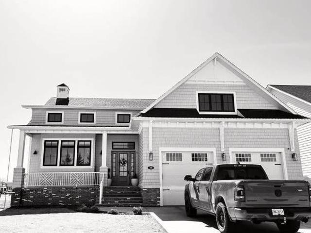 House for sale in Lethbridge, Alberta