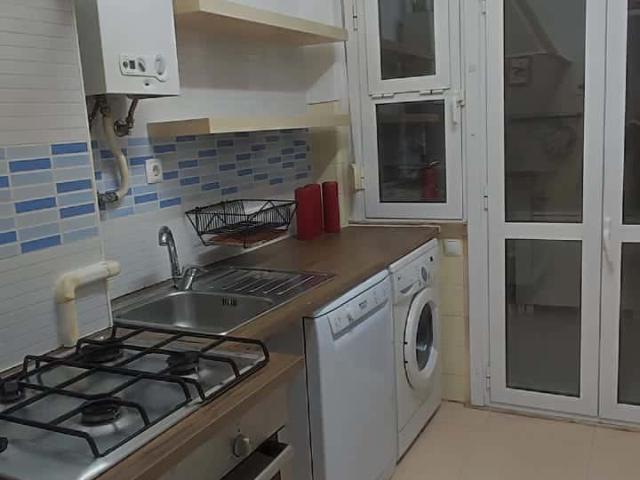 Room alugar em Casal De Cambra, Portela de Cambra